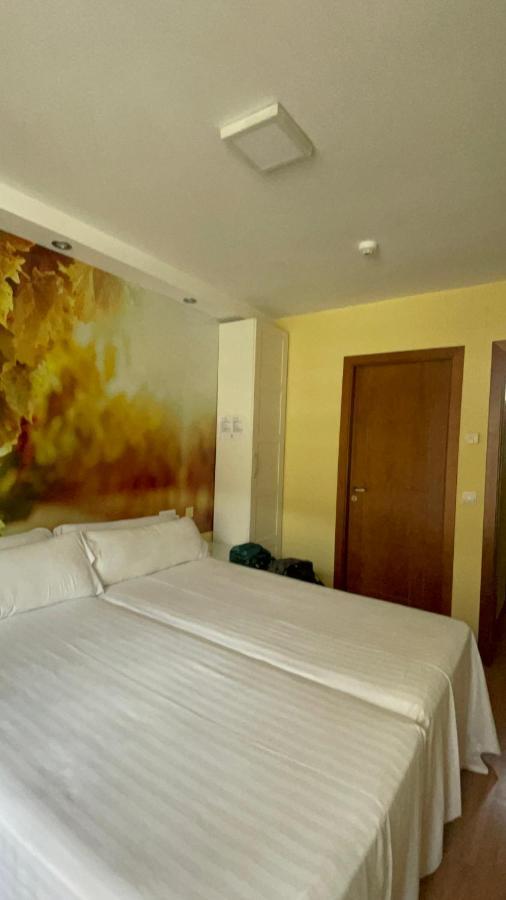 The Way Hotel Molinaseca Esterno foto