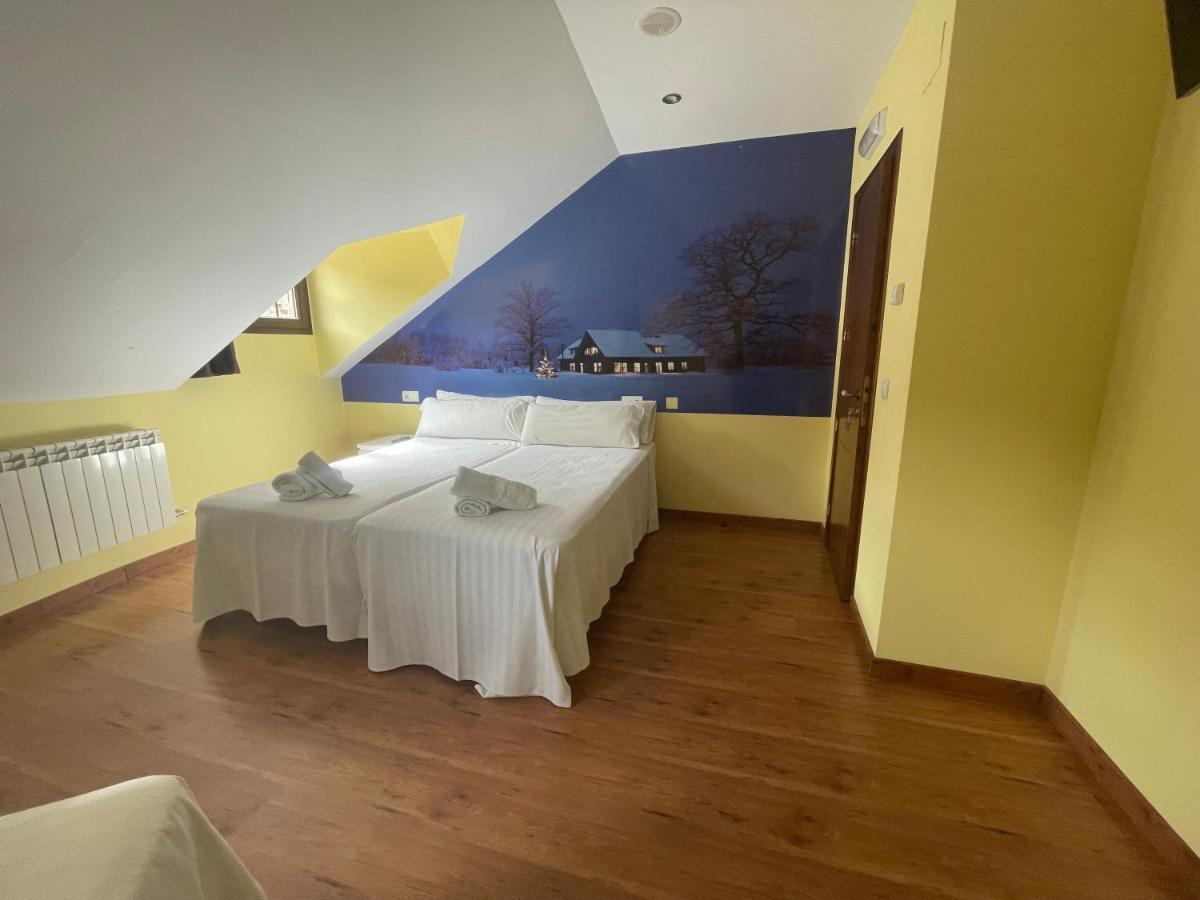 The Way Hotel Molinaseca Esterno foto
