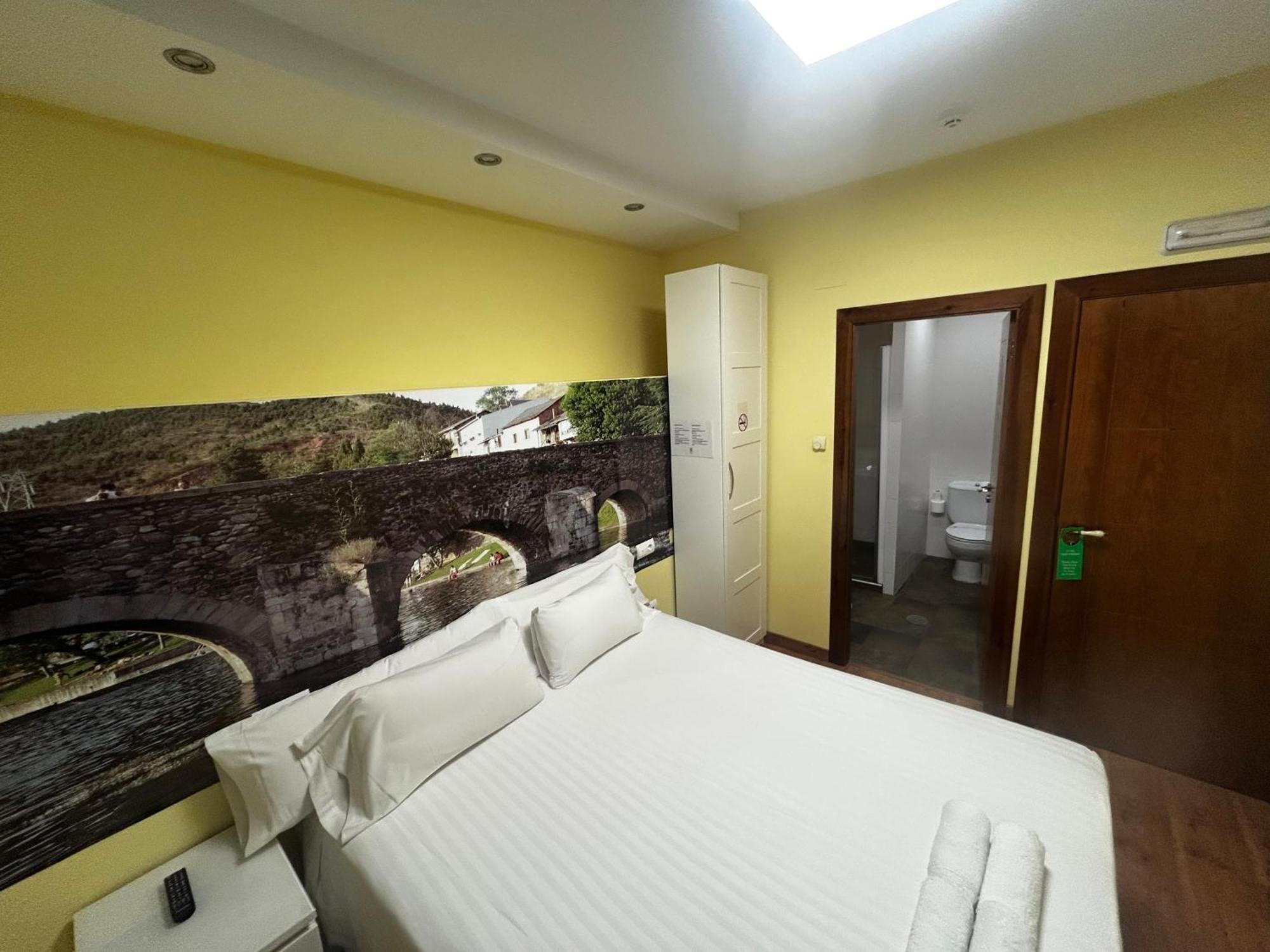 The Way Hotel Molinaseca Esterno foto