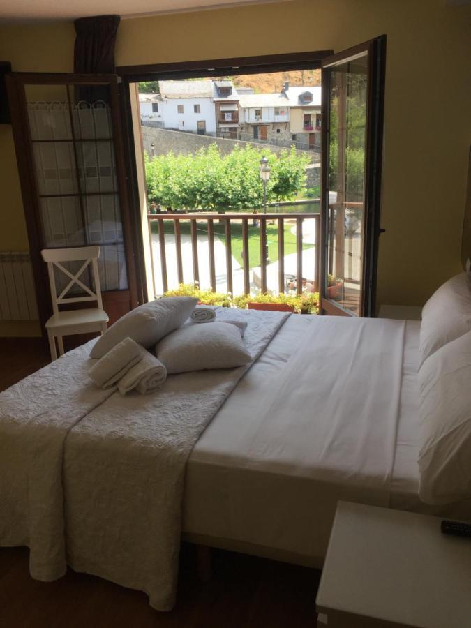 The Way Hotel Molinaseca Esterno foto